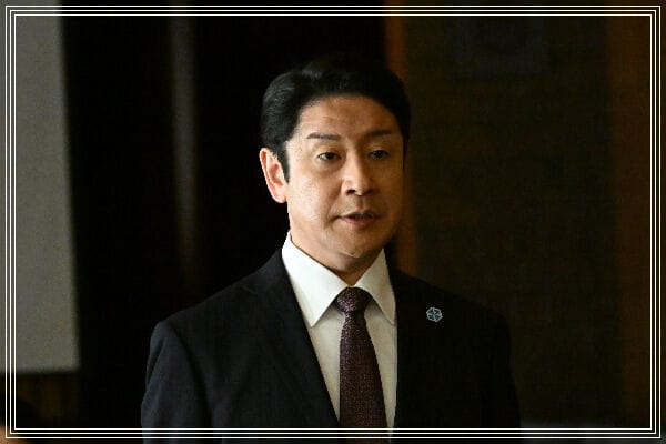 市川笑三郎と小林隆が似てる